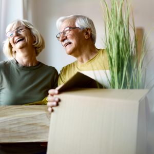 Gratitude and Growth: Fulfilling New Year’s Resolutions for Seniors